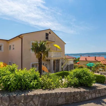 Two-bedroom 24 * Crikvenica