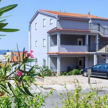 Two-bedroom 24 Crikvenica